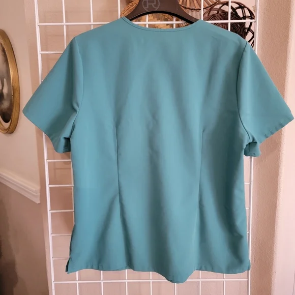 Figs Teal V-Neck Scrub Top SZ XXL - Picture 2 of 5